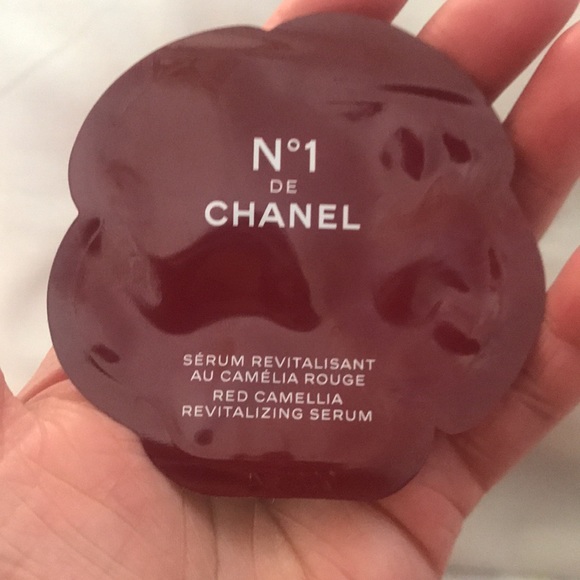 ⚡️FINAL PRICE⚡️ Chanel N1 De Chanel Serum Sample - Picture 5 of 6